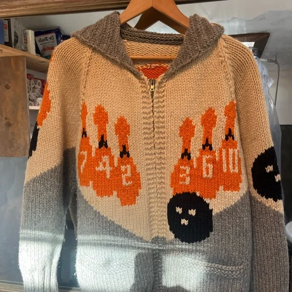 Vintage 1950 cowichan wool sweater bowling theme - Picture 6 of 9
